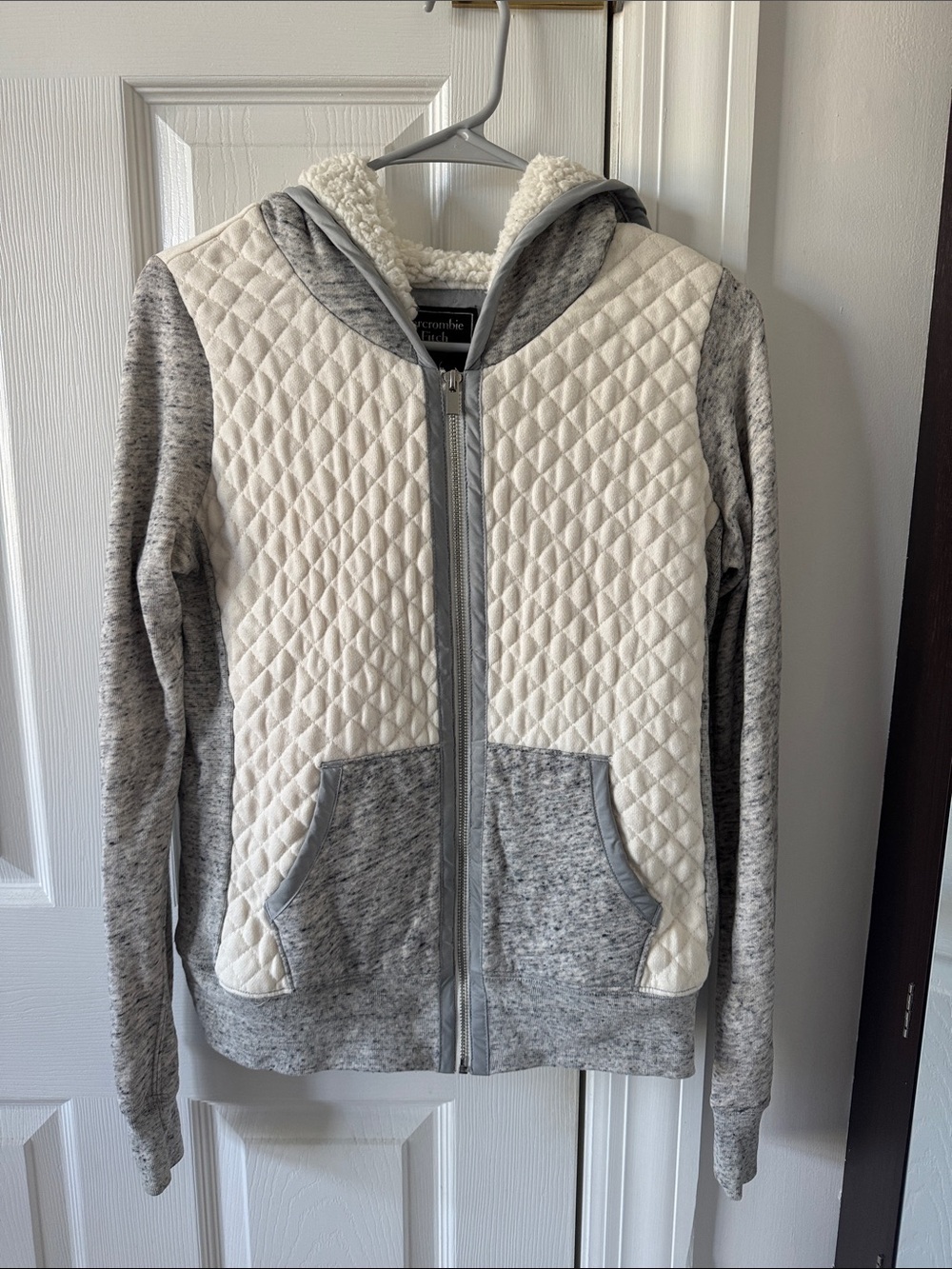 ABERCROMBIE & FITCH SHERPA LINED HOODIE
